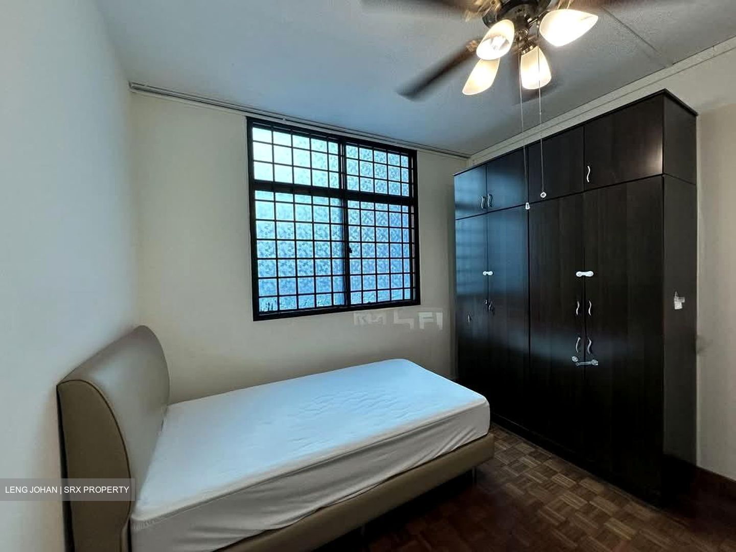 Sherwood Towers (D21), Apartment #579211911